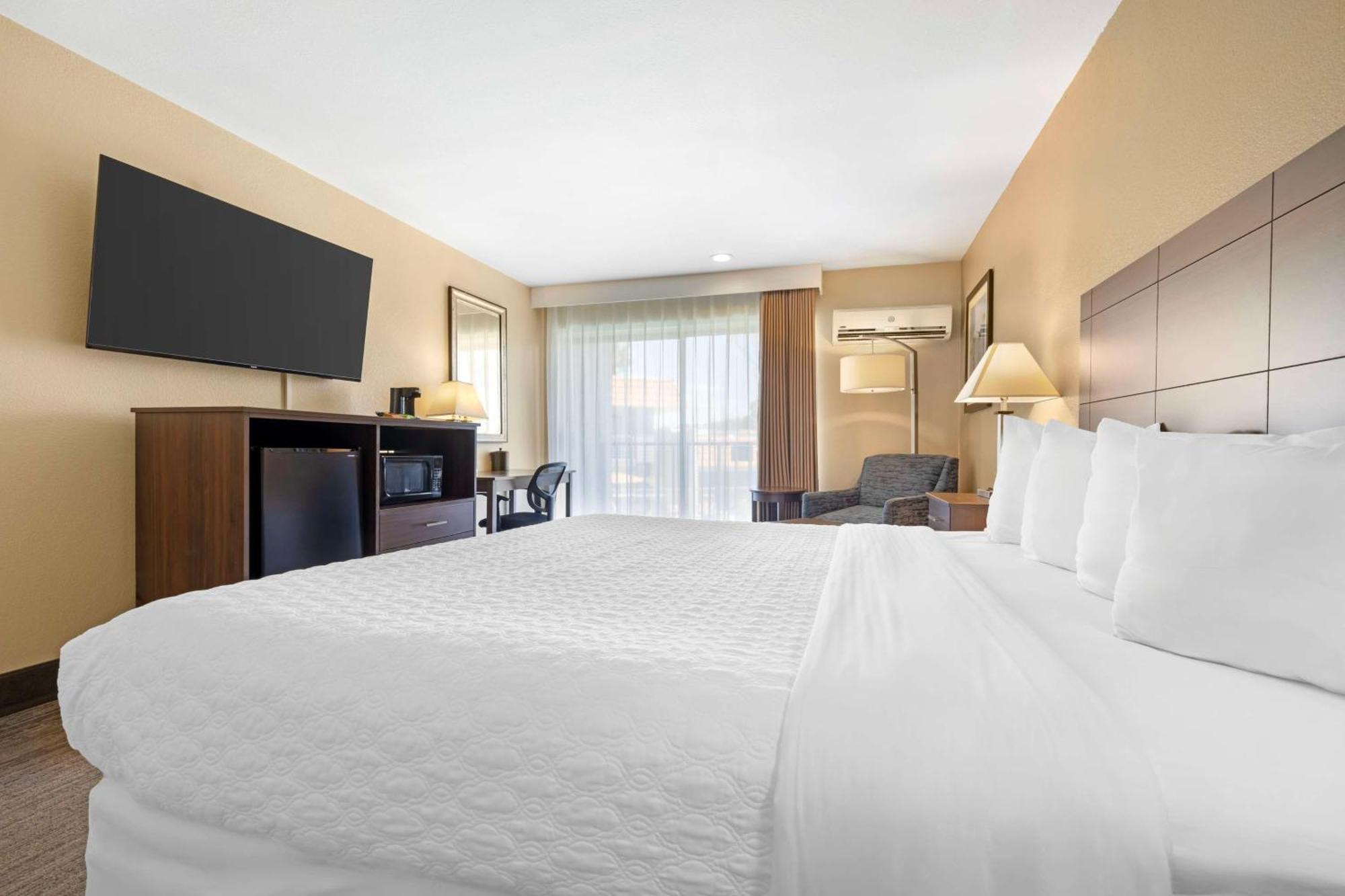 Best Western Oceanside Inn Екстериор снимка