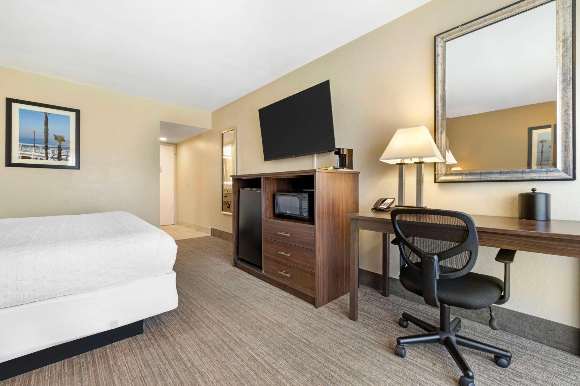 Best Western Oceanside Inn Екстериор снимка