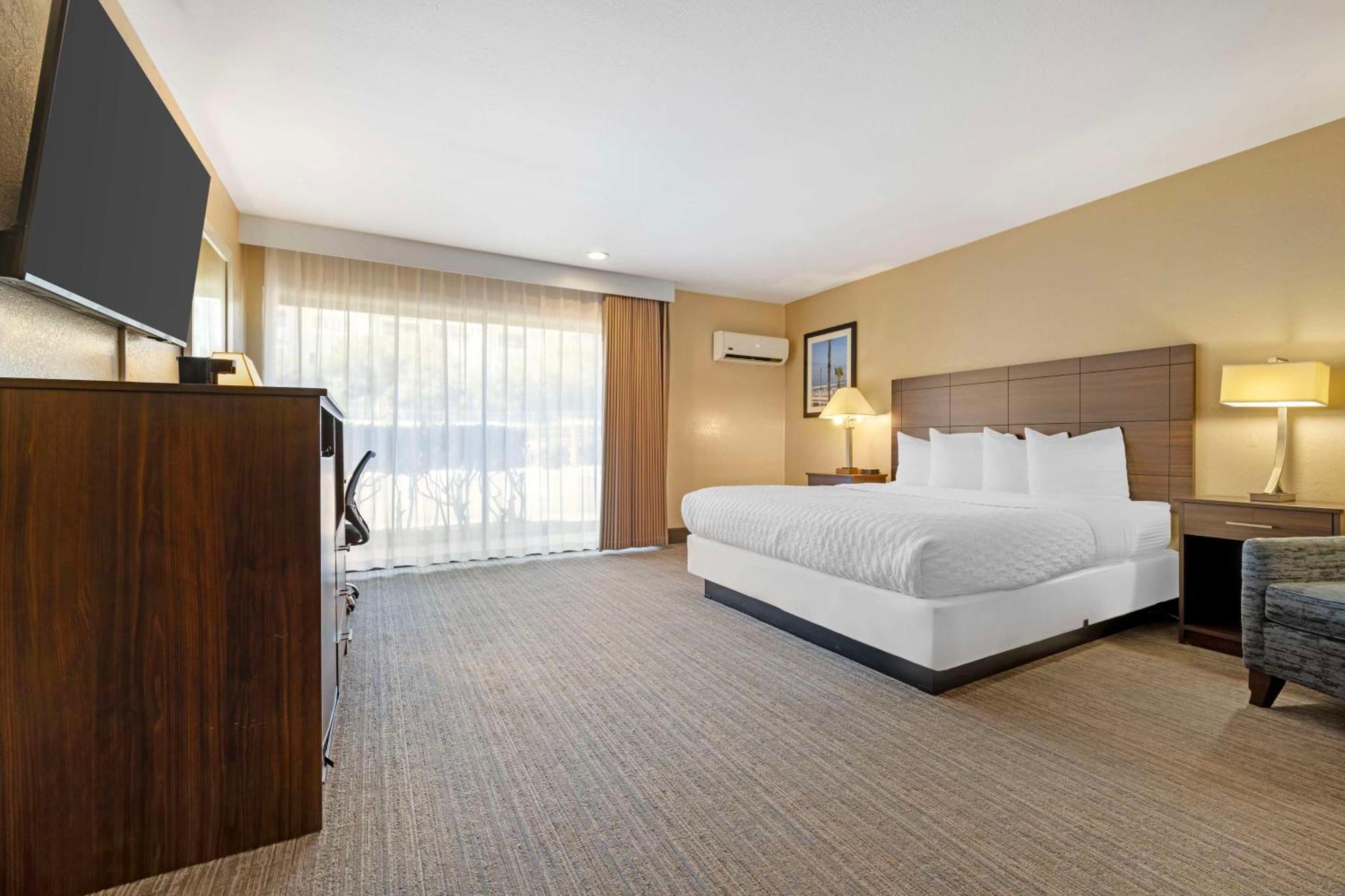 Best Western Oceanside Inn Екстериор снимка