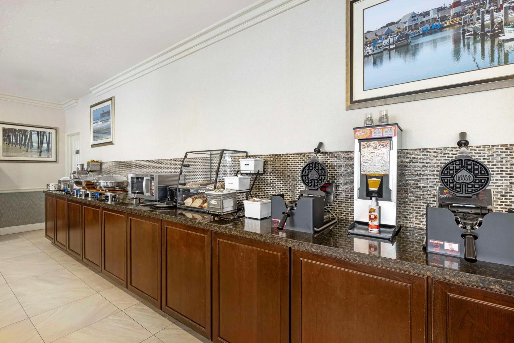 Best Western Oceanside Inn Екстериор снимка